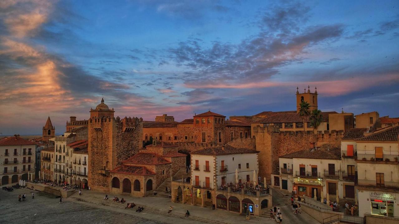Hostal Martes Caceres Plaza Mayor - Tercer Piso Sin Ascensor Bagian luar foto