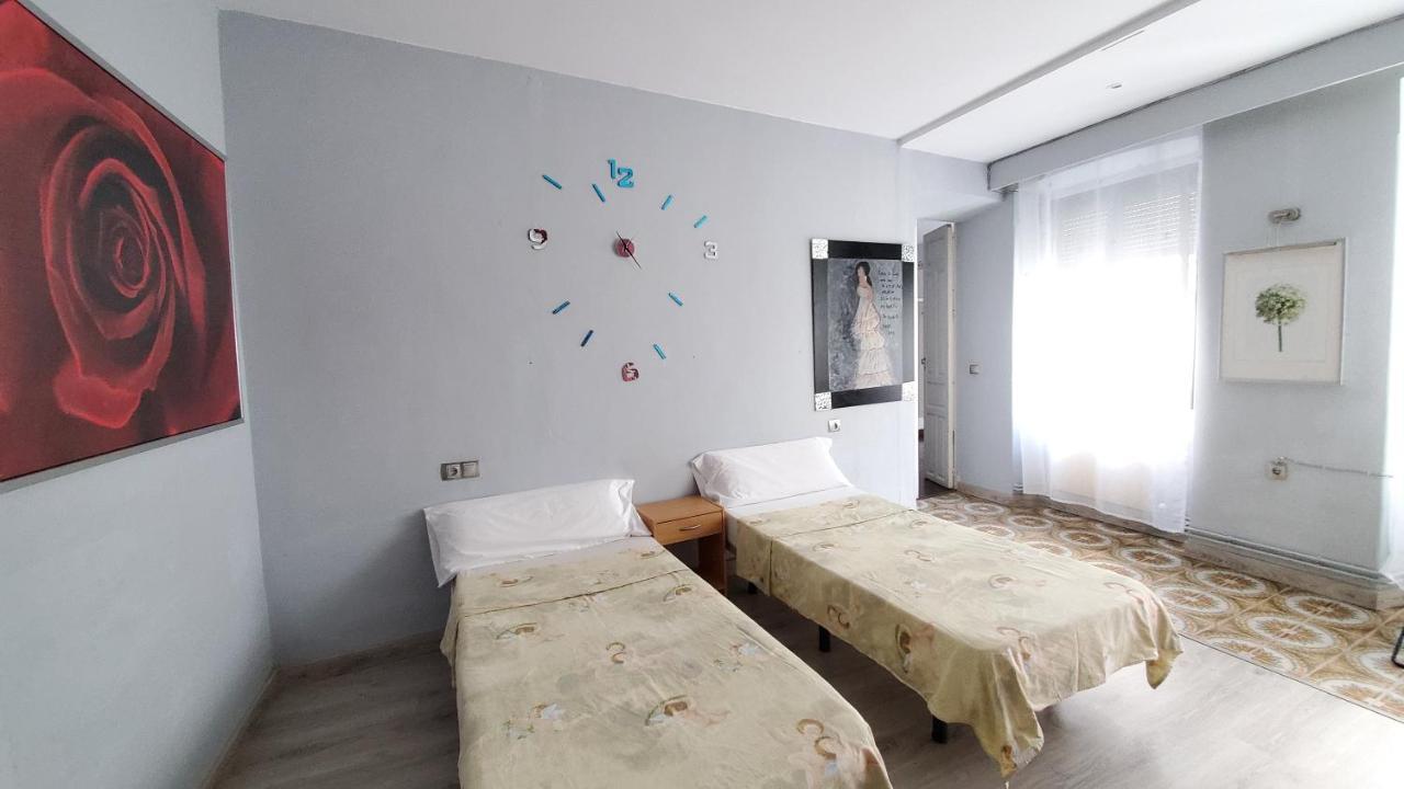 Hostal Martes Caceres Plaza Mayor - Tercer Piso Sin Ascensor Bagian luar foto