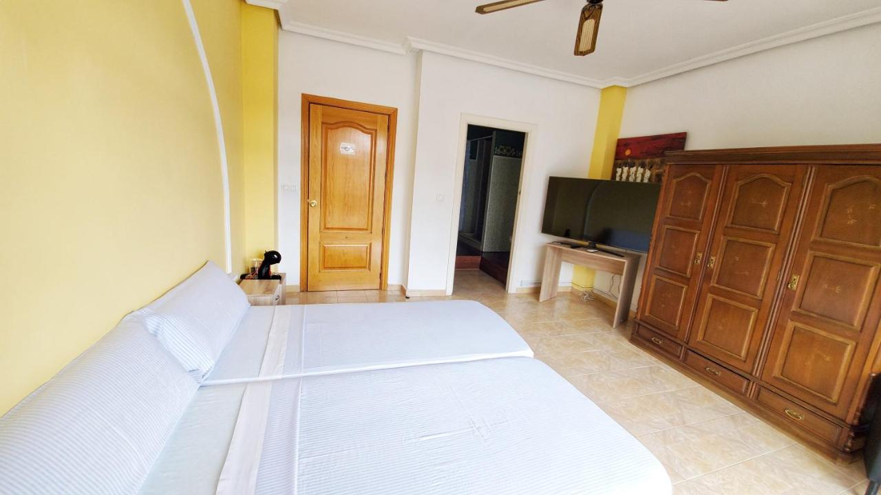 Hostal Martes Caceres Plaza Mayor - Tercer Piso Sin Ascensor Bagian luar foto